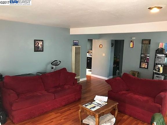 3rd image of 24523 Margaret Dr