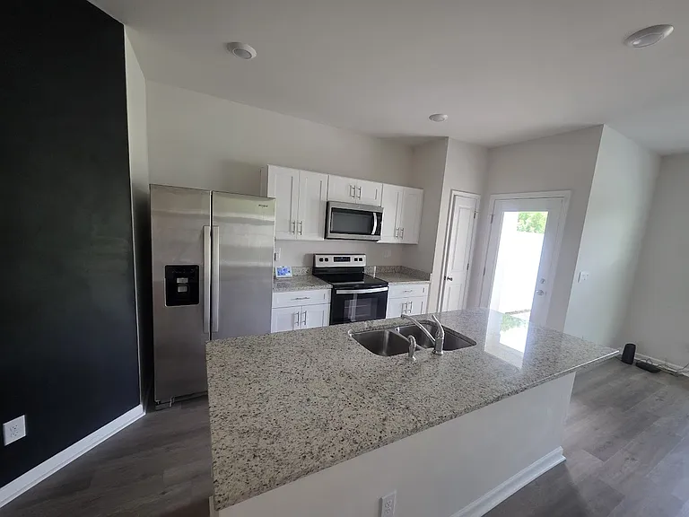 5628 Carrington Ct — Photo 14