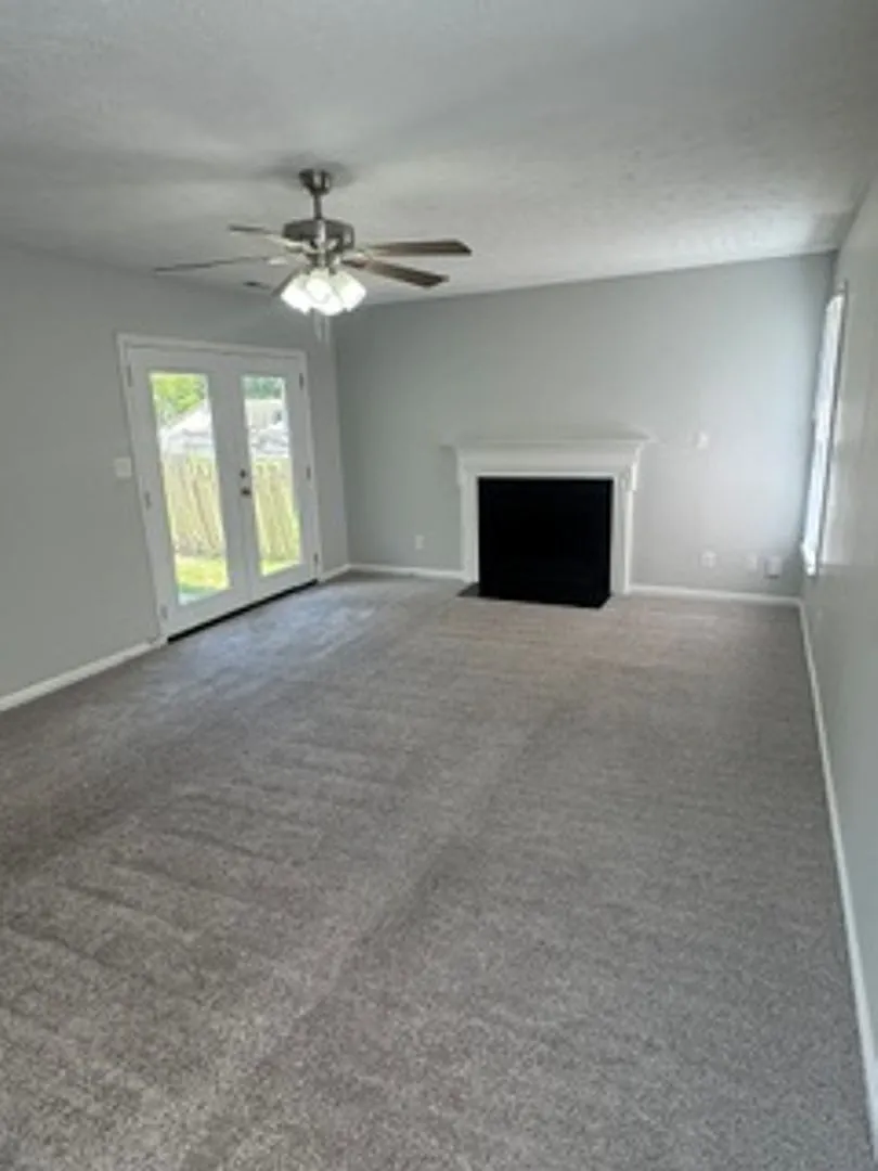 Like new home for rent — Photo 4
