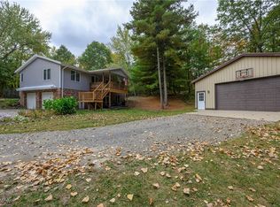 7599 Eberhart Rd NW, Bolivar, OH 44612