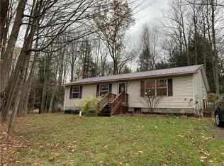 4659 Gun Barrel Rd, Delevan, NY 14042