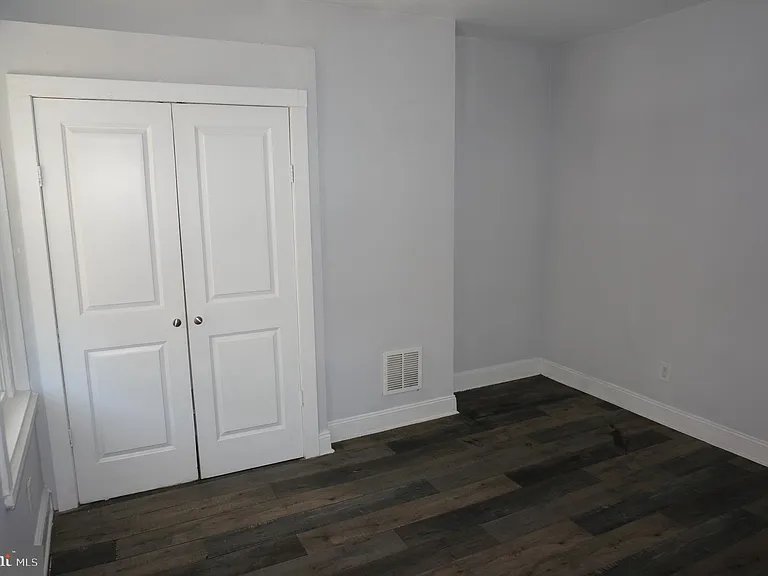 5618 Utah St — Photo 15