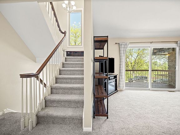 3rd image of 2673 Bingham Dr