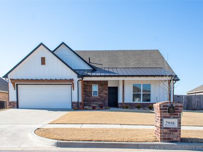 2916 S 8th St, Broken Arrow, OK, 74012