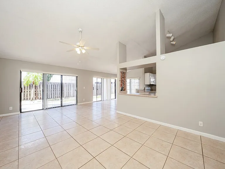 80 Baytree Cir — Photo 4