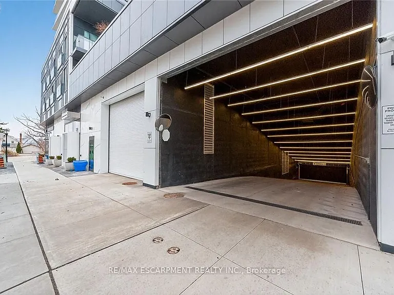 370 Martha St #710 — Photo 43