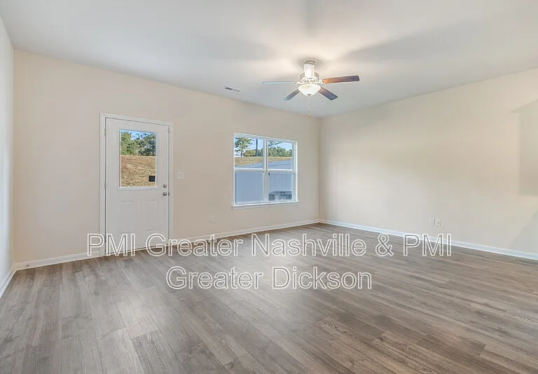 305 Masters Way — Photo 26
