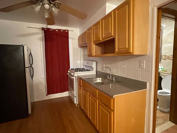 2nd image of 10436 129th St #2