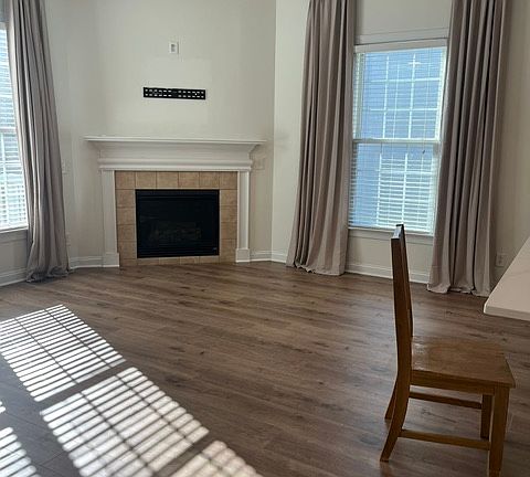 3rd image of 4115 Birkshire Hts