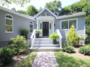 9 Belair Rd, Norwalk, CT 06850