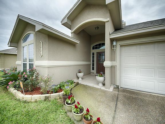 3rd image of 7409 Brush Creek Dr