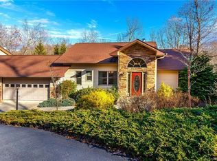 635 Qualla Cir, Brevard, NC 28712