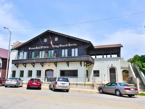 114 2nd Street, New Glarus, WI 53574