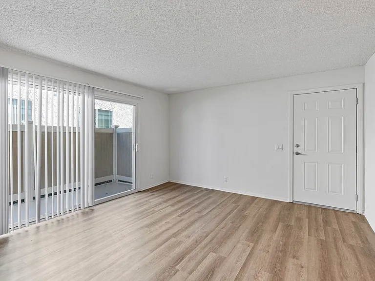 Bradbury Park Apartments — Photo 26