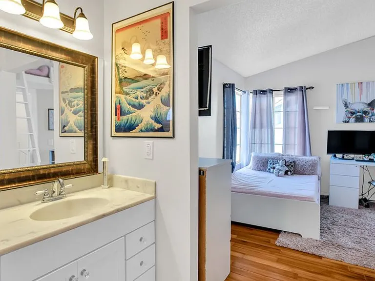 720 Matthisen Cir — Photo 17