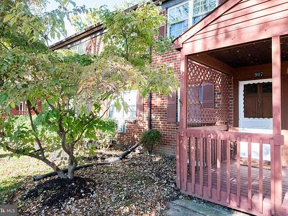 2nd image of 907 Garnet Dr
