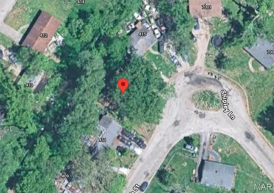 2nd image of 413 N 70th St