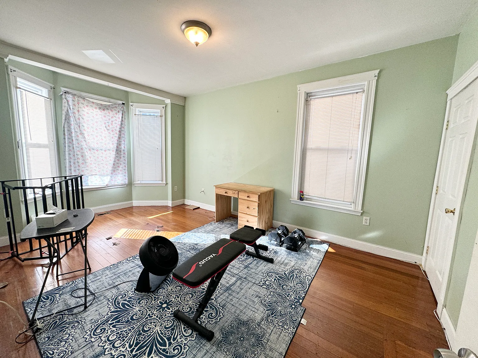 3 bed, $3,600 — Photo 3