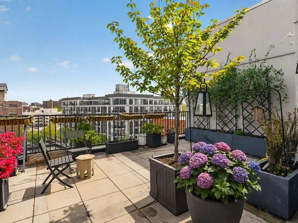 225 E 138th St Unit Penthouse 2, Bronx, NY 10451