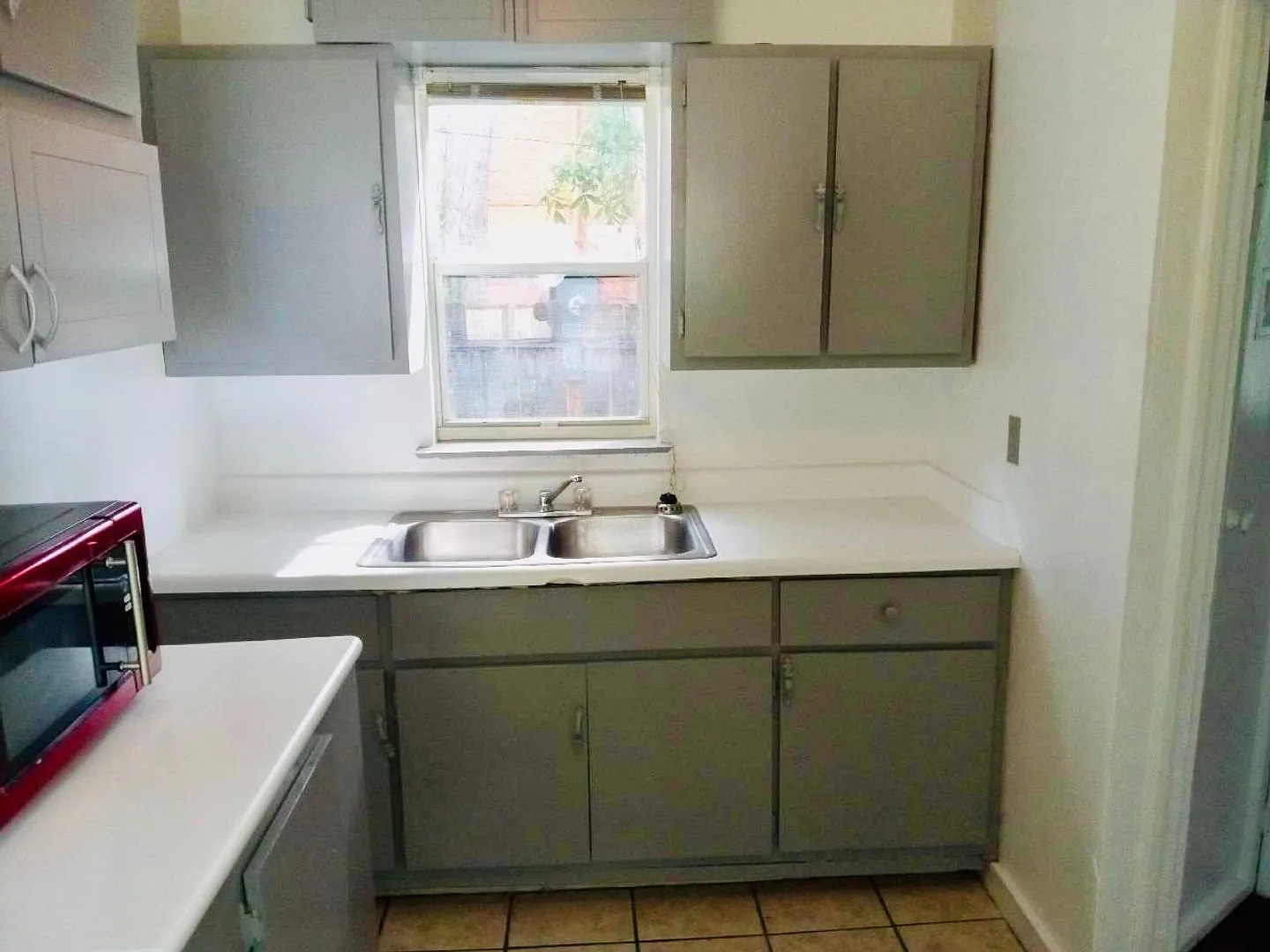 314 Cottrill Ave — Photo 3