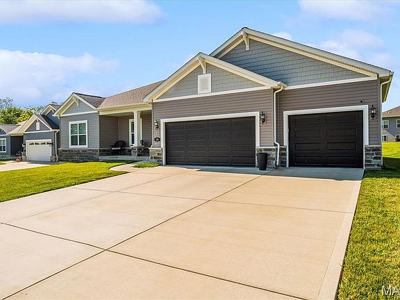 2nd image of 1209 Bayley Dr