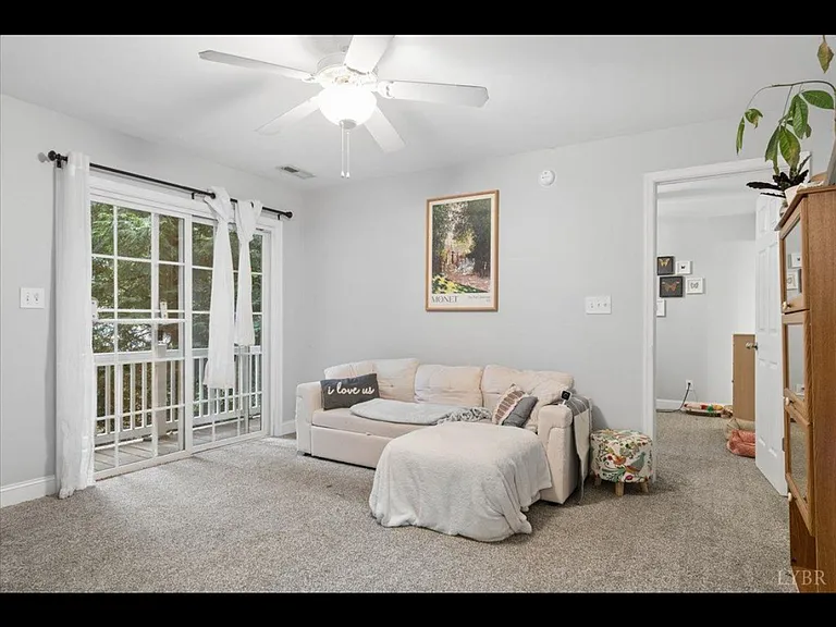 623 Wyndhurst Dr #210 — Photo 16