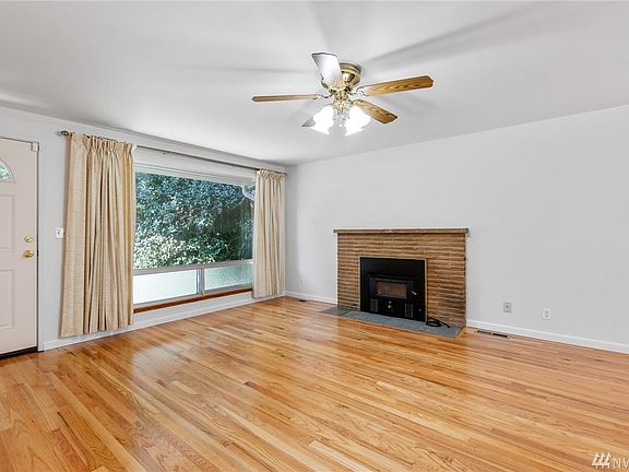 2nd image of 1514 NE Brockman Pl