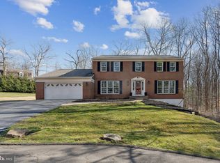 3212 Miller Heights Rd, Oakton, VA 22124