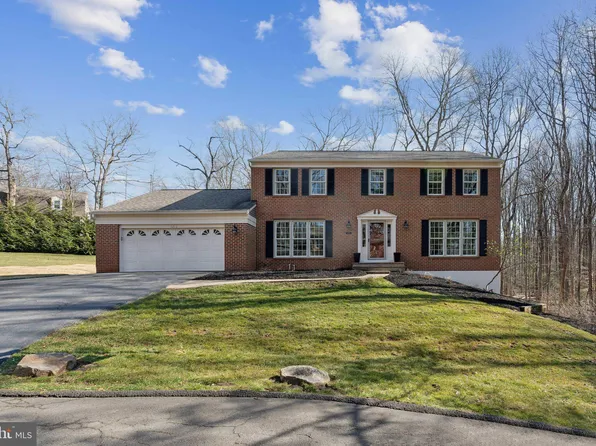 3212 Miller Heights Rd, Oakton, VA 22124