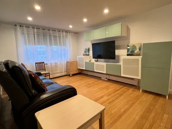 12 Commonwealth Ct, Brighton, MA