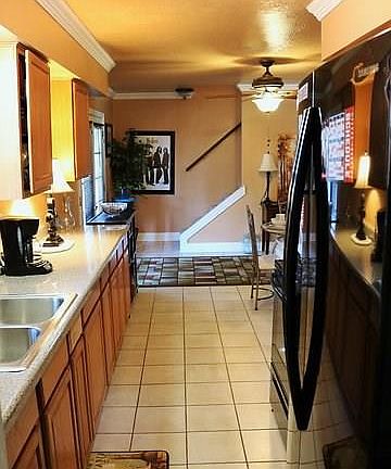 3rd image of 507 Golden Meadow Ln