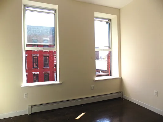 Rented by Blue Egg Realty Corp | media 27