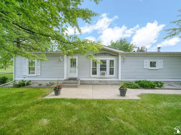 1256 Sandy Creek Rd, Monroe, MI 48162