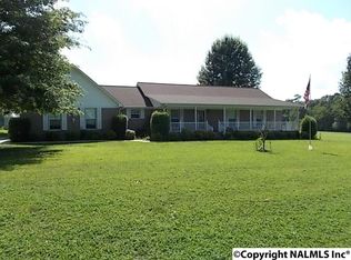 815 County Road 411, Section, AL 35771