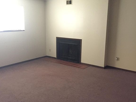 5th image of 820 E Ford St APT 108
