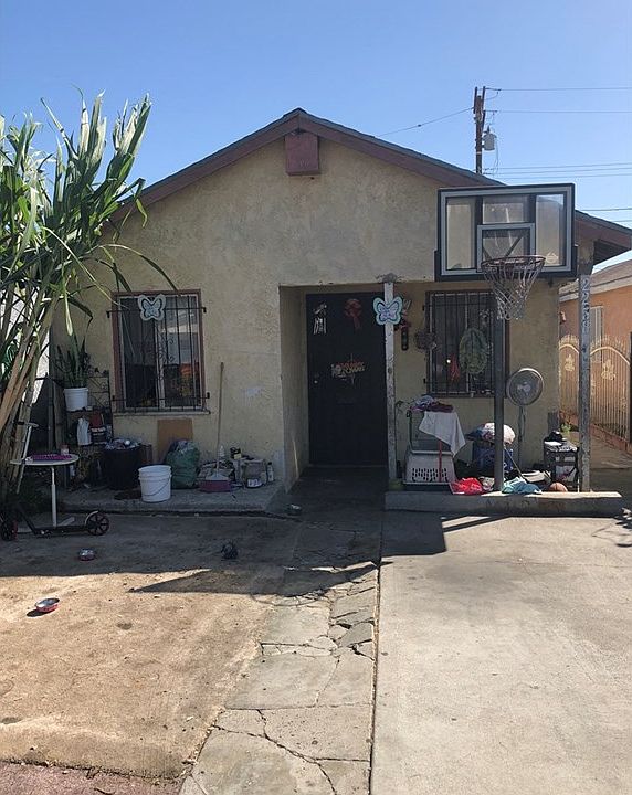 2nd image of 2258 E Hatchway St