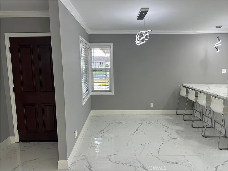 16400 Dana Cir — Photo 4