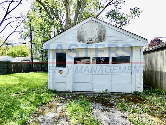 4th image of 3907 Donegal Ln