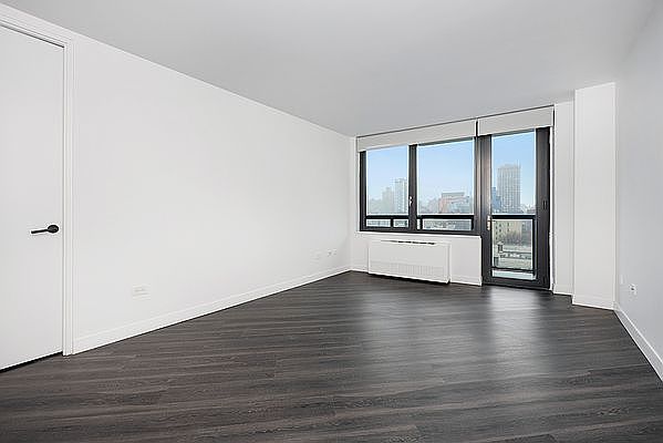 1st image of 250 E Houston St APT 8H