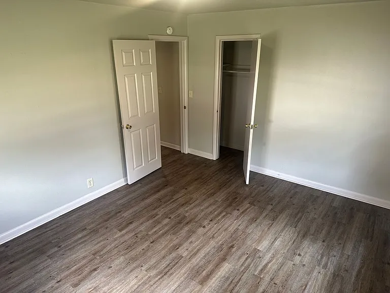 1007 Mayes Ave — Photo 10