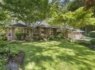 9970 NE Trillium Ln, Newberg, OR 97132