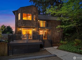 17855 24th Pl NE, Seattle, WA 98155