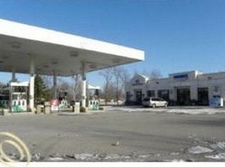 22660 Pontiac Trl, South Lyon, MI 48178