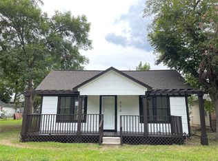 508 Davis St, Wharton, TX 77488