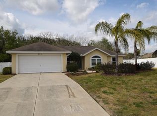 2278 Lake Pointe Cir, Leesburg, FL 34748