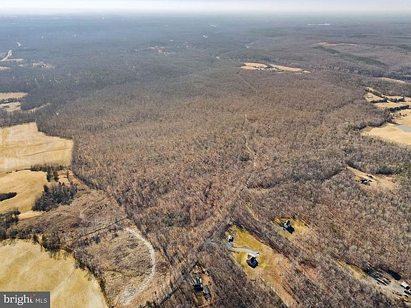 3rd image of Spring Mill Rd