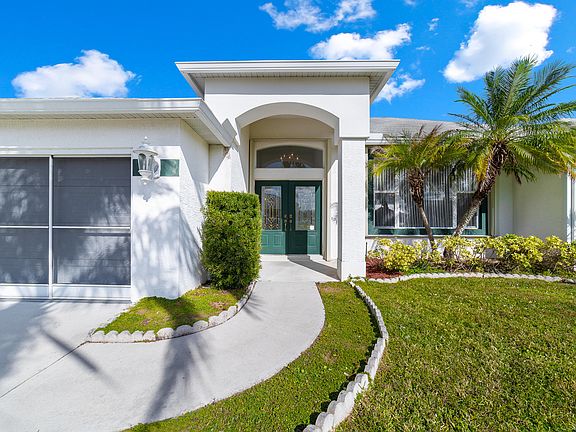 3rd image of 2473 SW Santana Avenue