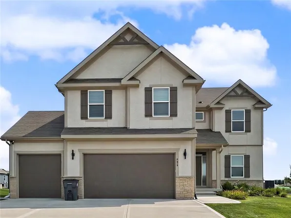 416 SW Nelson Dr, Blue Springs, MO 64014