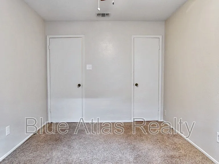 1313 Monaco Dr — Photo 12