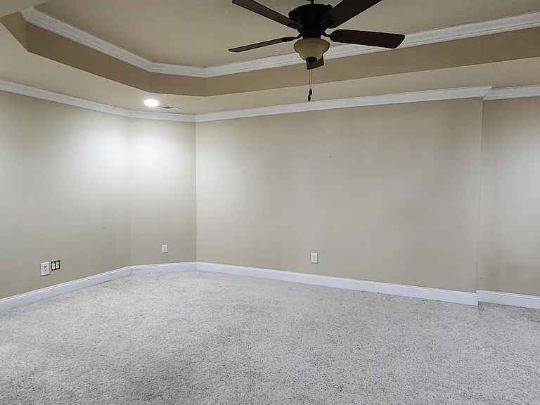 2130 Woods River Ln — Photo 30